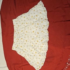 3/$20 NWT Forever 21 Skirt
